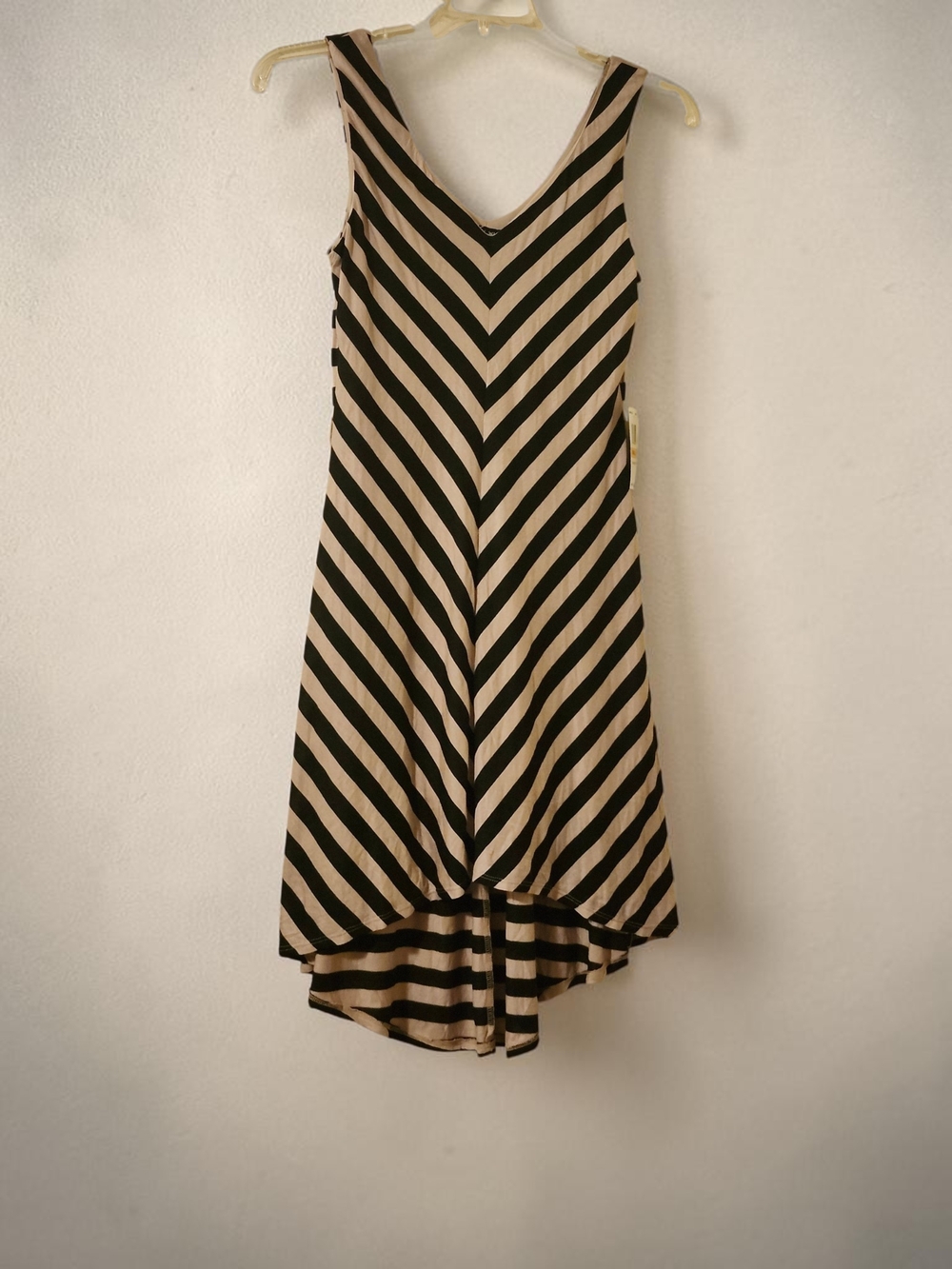 NWT As U Wish Black and Cream Chevron High-Low V-Neck Dress S